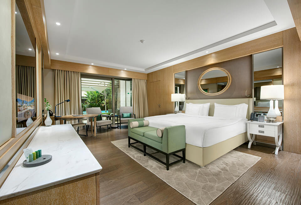 Regnum Carya | Accommodation | Pearl Pool Room | Bed | 2