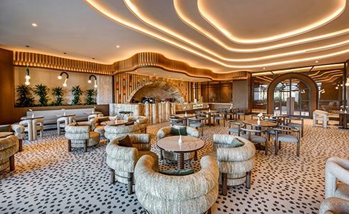 REGNUM THE CROWN PAOLA PATISSERIE 01 Card 490X300